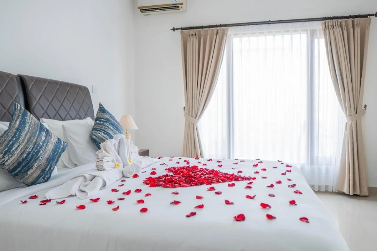Villa Akmali Seminyak Basangkasa- 2 Bedrooms